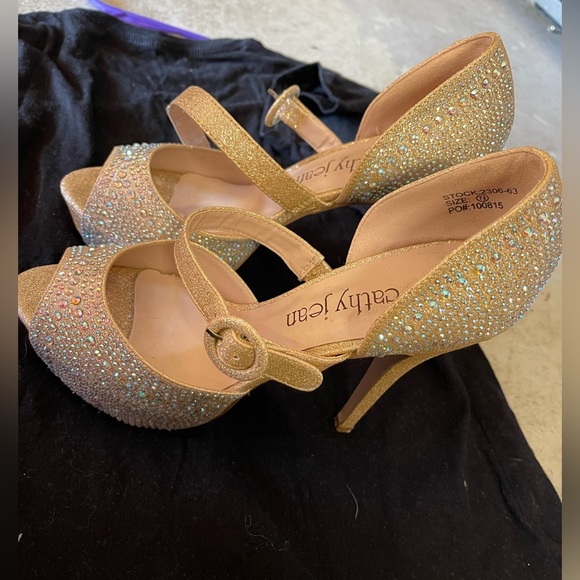 Cathy Jean sparkle heels - Picture 1 of 4
